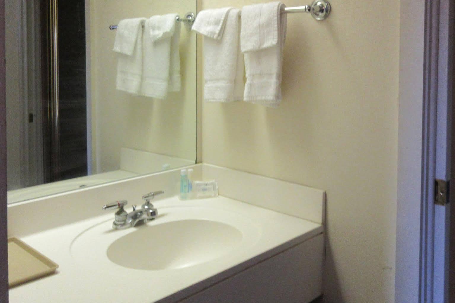 Quality Inn Lavonia Екстериор снимка