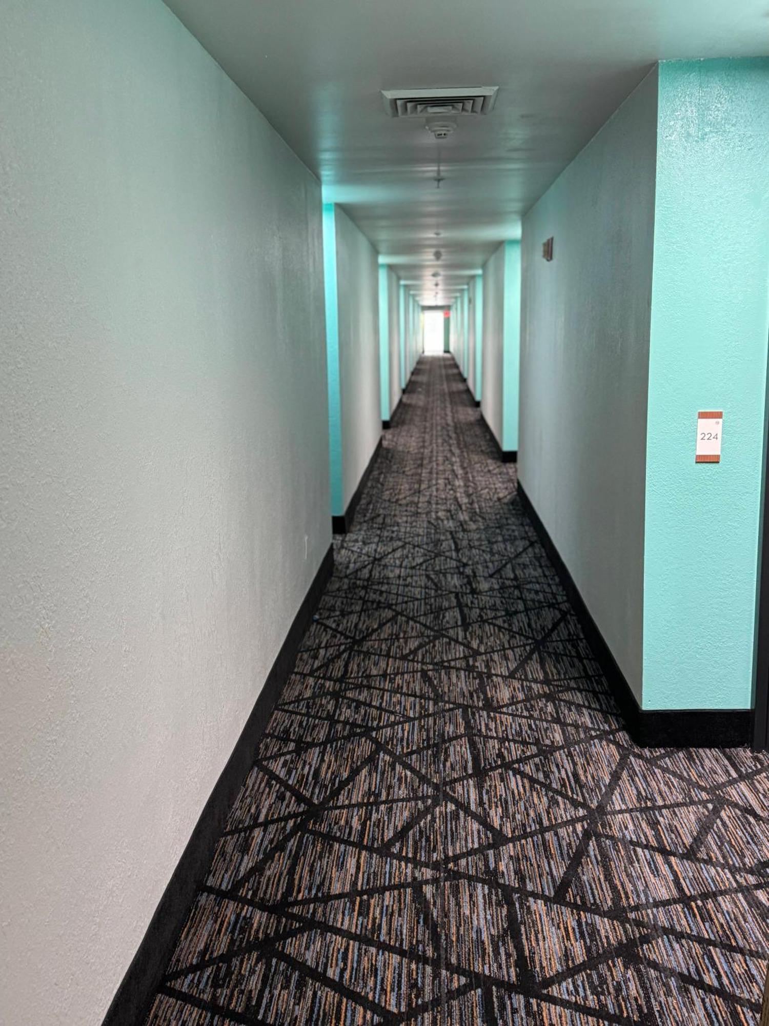 Quality Inn Lavonia Екстериор снимка